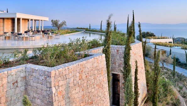 Amanzoe, ένα κορυφαίο resort στο Πόρτο Χέλι με βαριά υπογραφή Album | The Food & Leisure Guide