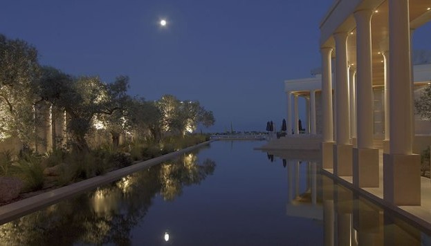 Amanzoe, ένα κορυφαίο resort στο Πόρτο Χέλι με βαριά υπογραφή Album | The Food & Leisure Guide