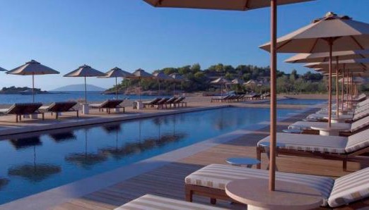 Amanzoe, ένα κορυφαίο resort στο Πόρτο Χέλι με βαριά υπογραφή Album | The Food & Leisure Guide