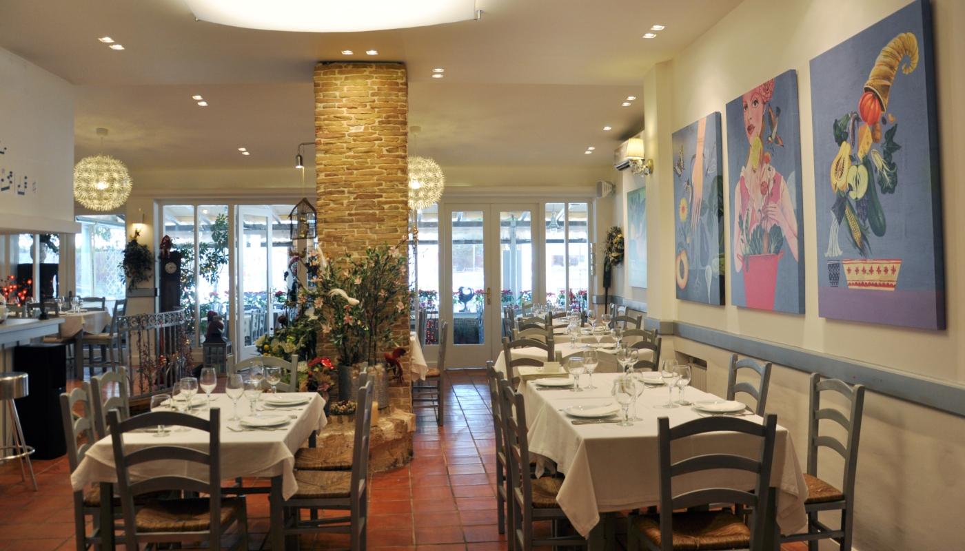 ΜΑΓΙΚΕΣ ΚΑΤΣΑΡΟΛΕΣ- ΣΗΚΩΣΤΕ ΨΗΛΑ ΤΑ ΚΑΠΑΚΙΑ! | Κριτικές Εστιατορίων