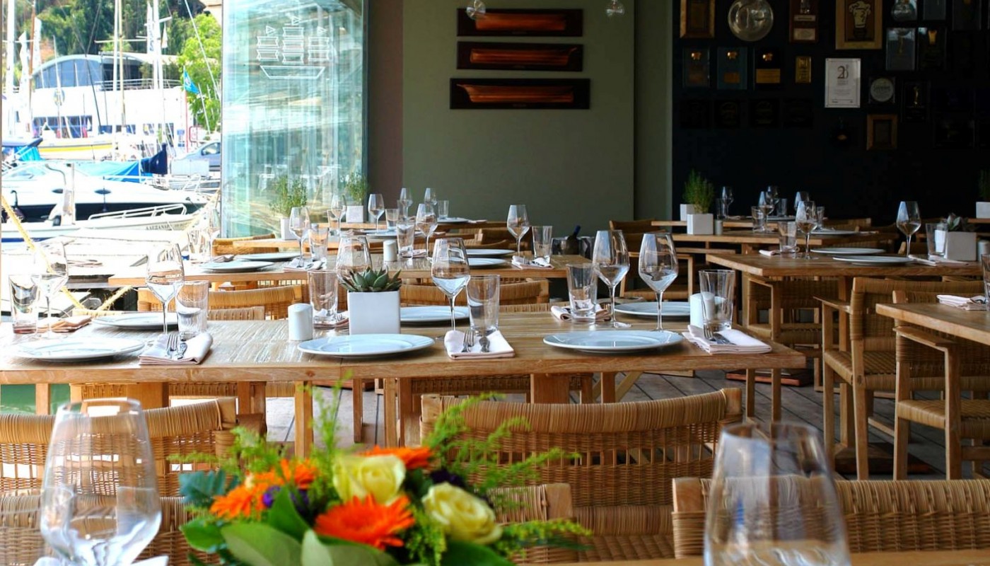 VAROULKO SEASIDE UPDATED, Η ΝΕΑ ΤΟΥ ΕΠΟΧΗ | Κριτικές Εστιατορίων