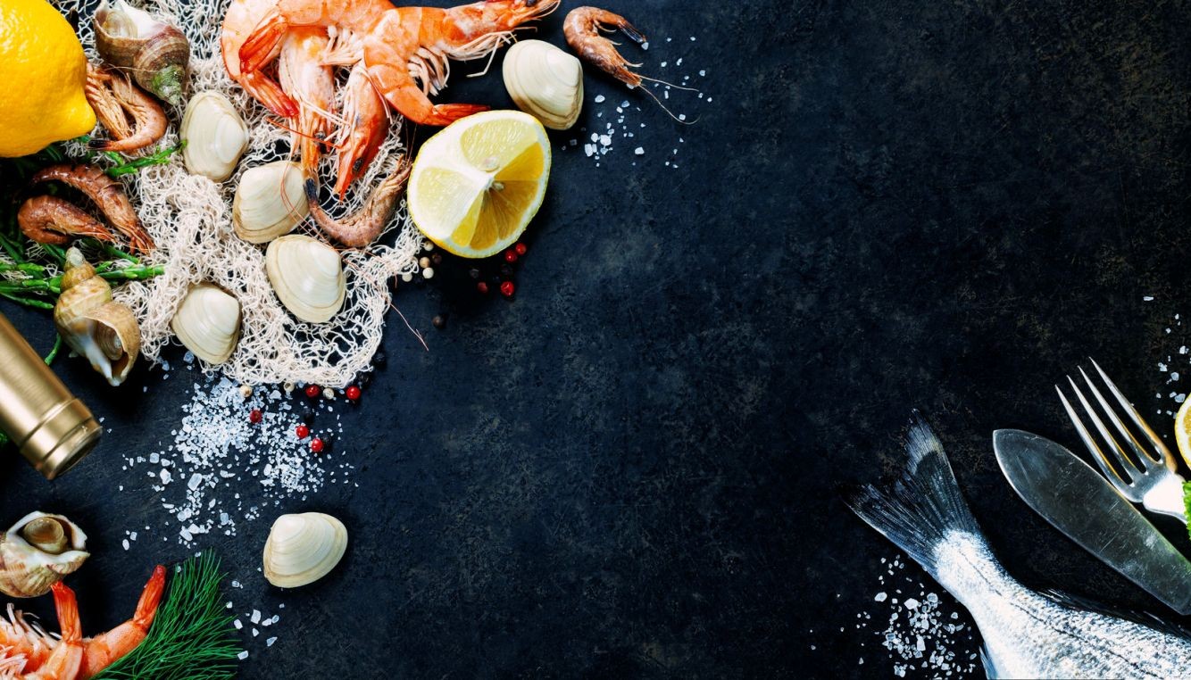 ΨΑΡΟΦΑΓΙΑ ΣΤΑ ΒΟΡΕΙΑ: ΔΕΚΑ ΕΣΤΙΑΤΟΡΙΑ ΓΙΑ ΝΑ ΓΕΥΤΕΙΤΕ ΤΗ ΘΑΛΑΣΣΑ ΧΩΡΙΣ ΝΑ ΤΗ ΒΛΕΠΕΤΕ | Θέματα