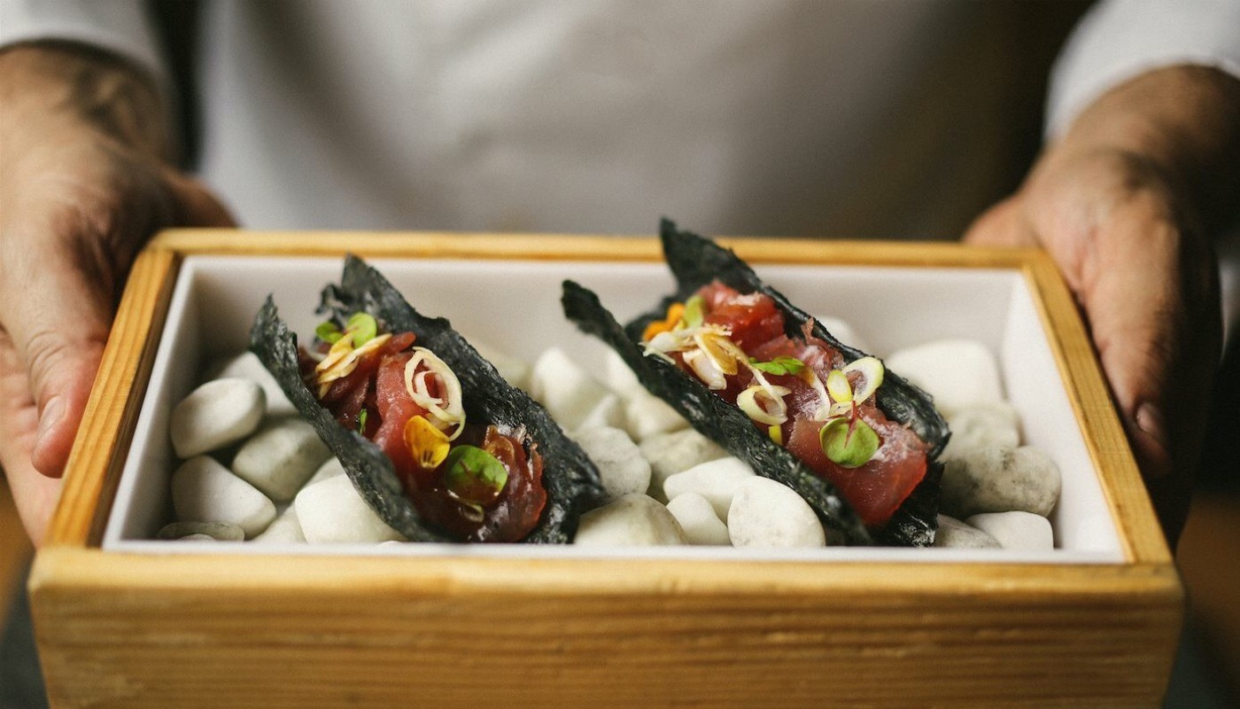 ΔΕΚΑ ΓΚΟΥΡΜΕ ΜΙΝΙΑΤΟΥΡΕΣ ΤΩΝ ΣΕΦ ΚΑΙ ΣΕ ΠΟΙΑ ΕΣΤΙΑΤΟΡΙΑ ΘΑ ΤΙΣ ΑΠΟΛΑΥΣΕΤΕ | Θέματα