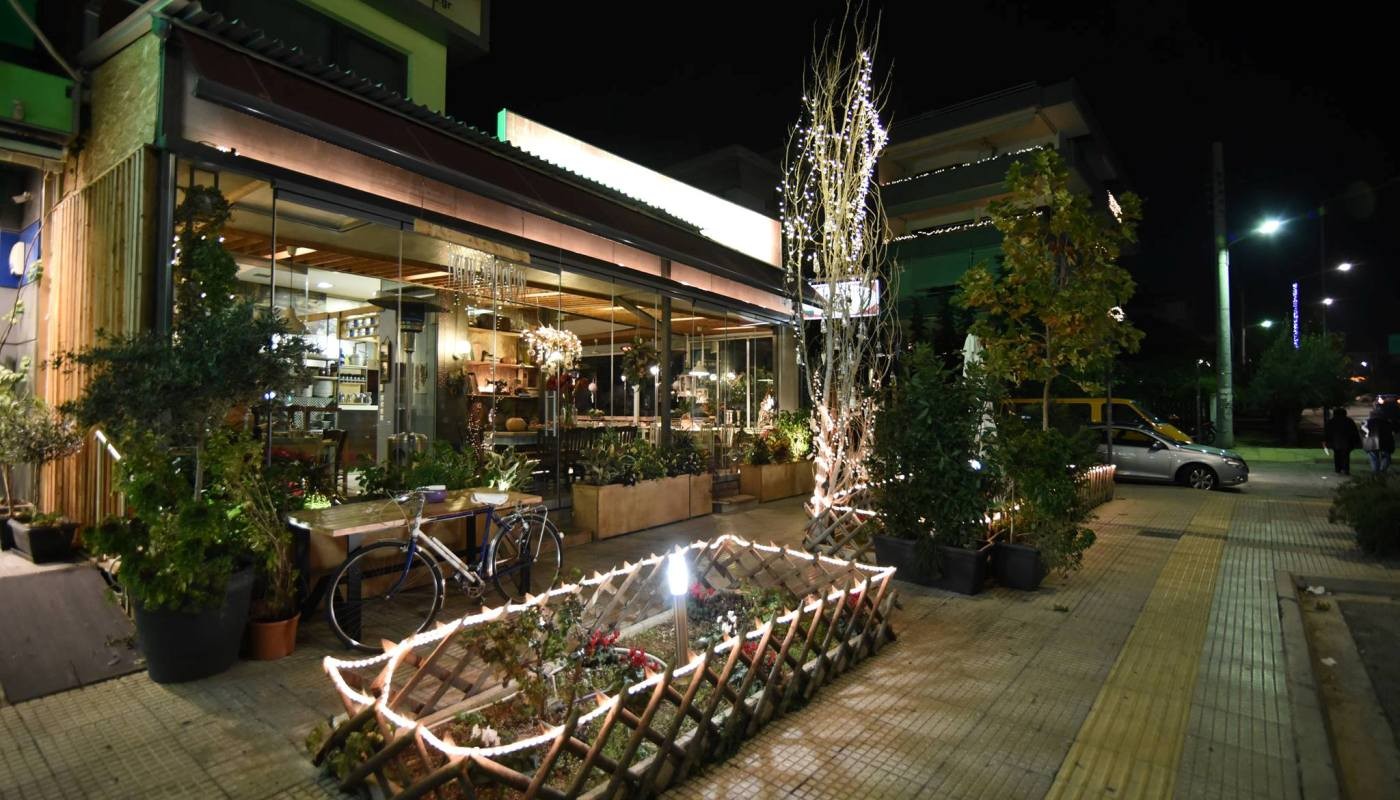 ΙΩΛΚΟΣ: ΠΗΓΑΜΕ ΓΙΑ ΤΣΙΠΟΥΡΟ ΚΑΙ ΦΥΓΑΜΕ… ΦΑΓΩΜΕΝΟΙ | Κριτικές Εστιατορίων