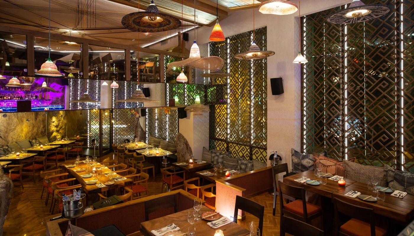 NIKKEI (UPDATED): ΣΥΝΕΧΙΖΕΙ ΔΥΝΑΤΑ ΣΤΟΝ ΝΕΟ ΕΝΤΥΠΩΣΙΑΚΟ ΧΩΡΟ ΤΟΥ | Κριτικές Εστιατορίων