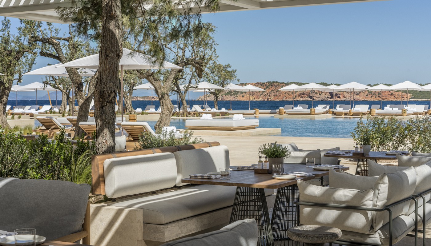 HELIOS: ΑΠΟΛΑΥΣΤΙΚΕΣ ΛΑΤΙΝΟΑΜΕΡΙΚΑΝΙΚΕΣ ΓΕΥΣΕΙΣ ΜΕ ΦΟΝΤΟ ΘΑΛΑΣΣΑ | Κριτικές Εστιατορίων