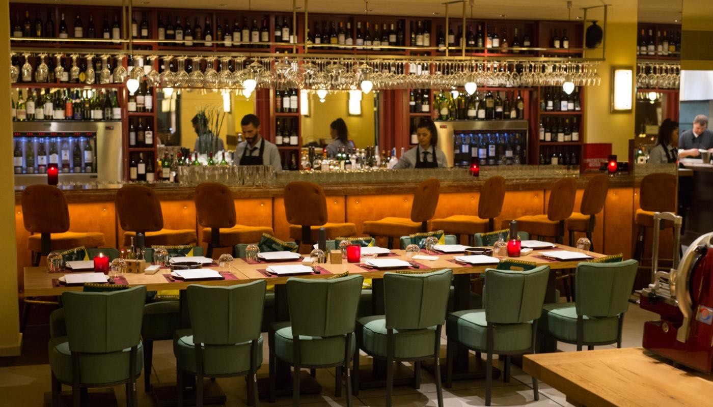 ΤΗΛΕΜΑΧΟΣ ATHENS (UPDATED): ΕΝΑ ΞΕΧΩΡΙΣΤΟ ΚΡΕΑΤΟΦΑΓΙΚΟ ΣΤΕΚΙ ΣΤΗ ΚΑΡΔΙΑ ΤΗΣ ΠΟΛΗΣ | Κριτικές Εστιατορίων