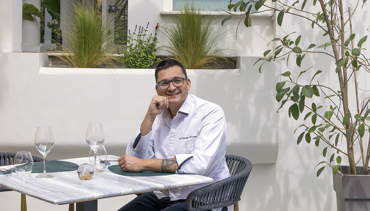 LE PAVILLON: Η ΚΟΜΨΗ ΚΟΥΖΙΝΑ ΤΟΥ JEAN CHARLES METAYER | Κριτικές Εστιατορίων