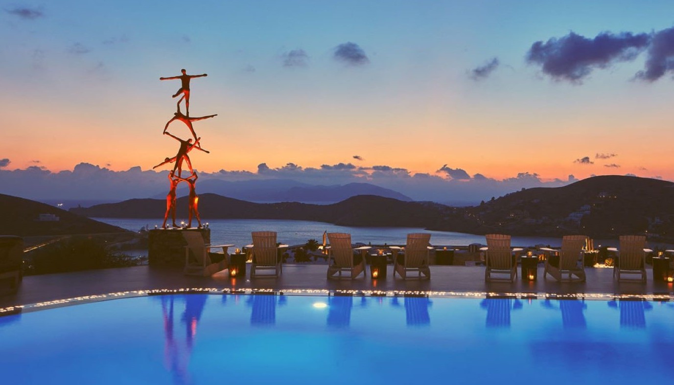 ΝΕΕΣ ΑΦΙΞΕΙΣ, ΚΑΙΝΟΥΡΓΙΑ ΠΛΑΝΑ ΚΑΙ ΓΑΣΤΡΟΝΟΜΙΚΑ CONCEPTS ΣΤΟΥΣ ΚΑΛΟΚΑΙΡΙΝΟΥΣ ΠΡΟΟΡΙΣΜΟΥΣ • ΜΕΡΟΣ Β’ | Θέματα