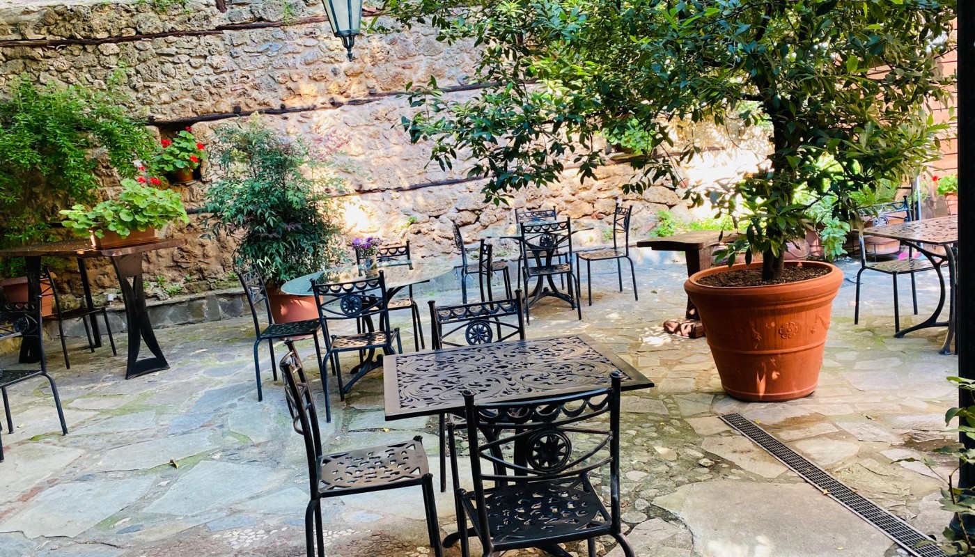 Naoussa Amyntaio | The Food & Leisure Guide