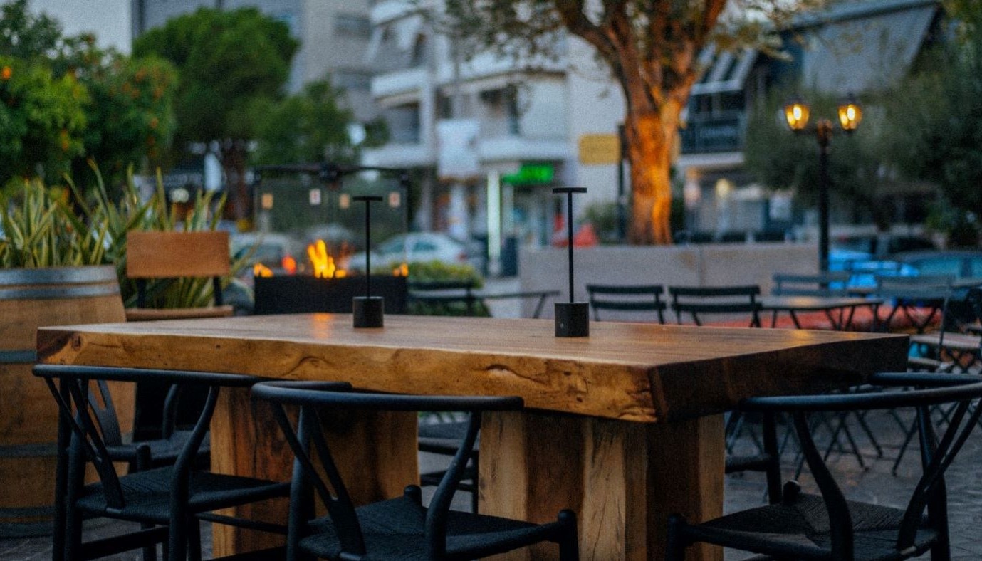 UPON: ΕΝΑ ALL DAY BISTROT ΠΟΥ ΔΙΑΦΕΡΕΙ | Νέα