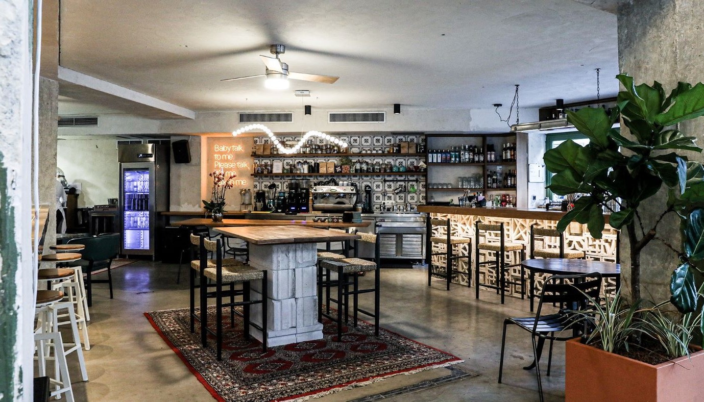 LOST ATHENS: ΔΥΝΑΤΗ ΕΠΑΝΕΚΚΙΝΗΣΗ ΓΙΑ ΤΟ ΕΣΤΙΑΤΟΡΙΟ ΠΟΥ ΔΕΝ «ΧΑΝΕΤΑΙ» ΠΙΑ ΣΤΟ ΠΑΓΚΡΑΤΙ | Κριτικές Εστιατορίων