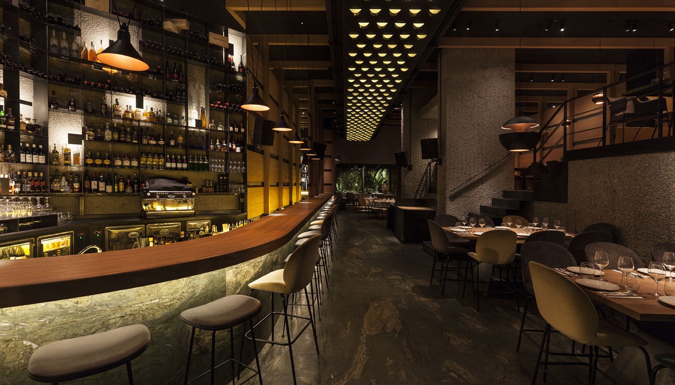 ZURBARAN: ΑΝΕΒΑΣΜΕΝΕΣ ΕΠΙΔΟΣΕΙΣ ΣΤΗ ΚΟΥΖΙΝΑ ΜΕ ΤΗΝ ΥΠΟΓΡΑΦΗ ΤΗΣ ΓΕΩΡΓΙΑΝΝΑΣ ΧΙΛΙΑΔΑΚΗ | Κριτικές Εστιατορίων