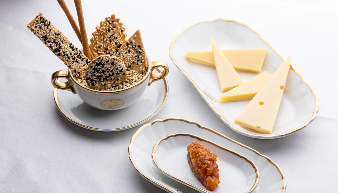 iconic | The Food & Leisure Guide