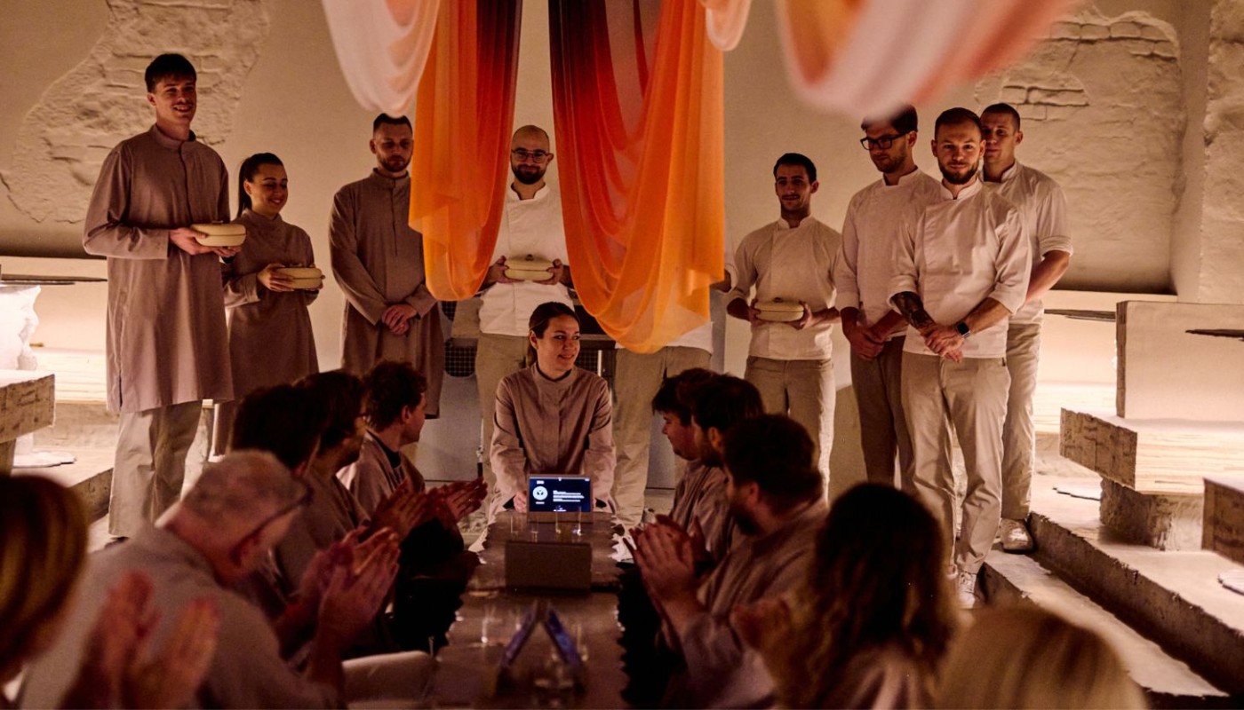 ONYX: ΤΟ ΕΣΤΙΑΤΟΡΙΟ ΠΟΥ ΕΒΑΛΕ ΤΟ FINE DINING ΣΕ ΧΡΟΝΟΜΗΧΑΝΗ | Globe-Eater